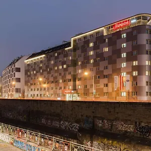 3* Otel Hampton By Hilton West